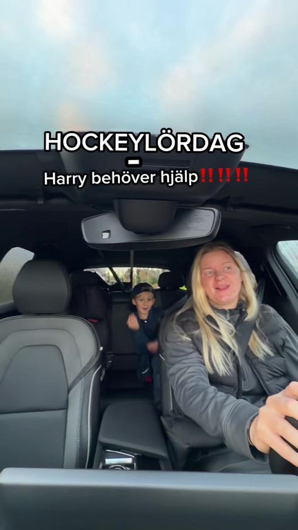 Video still: advice request by @aamandahockeymorsan