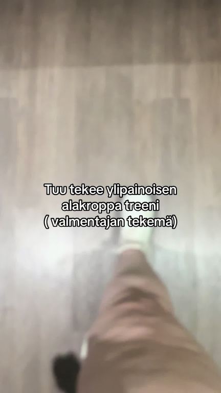 Video still: workout routine by @pinjanuux